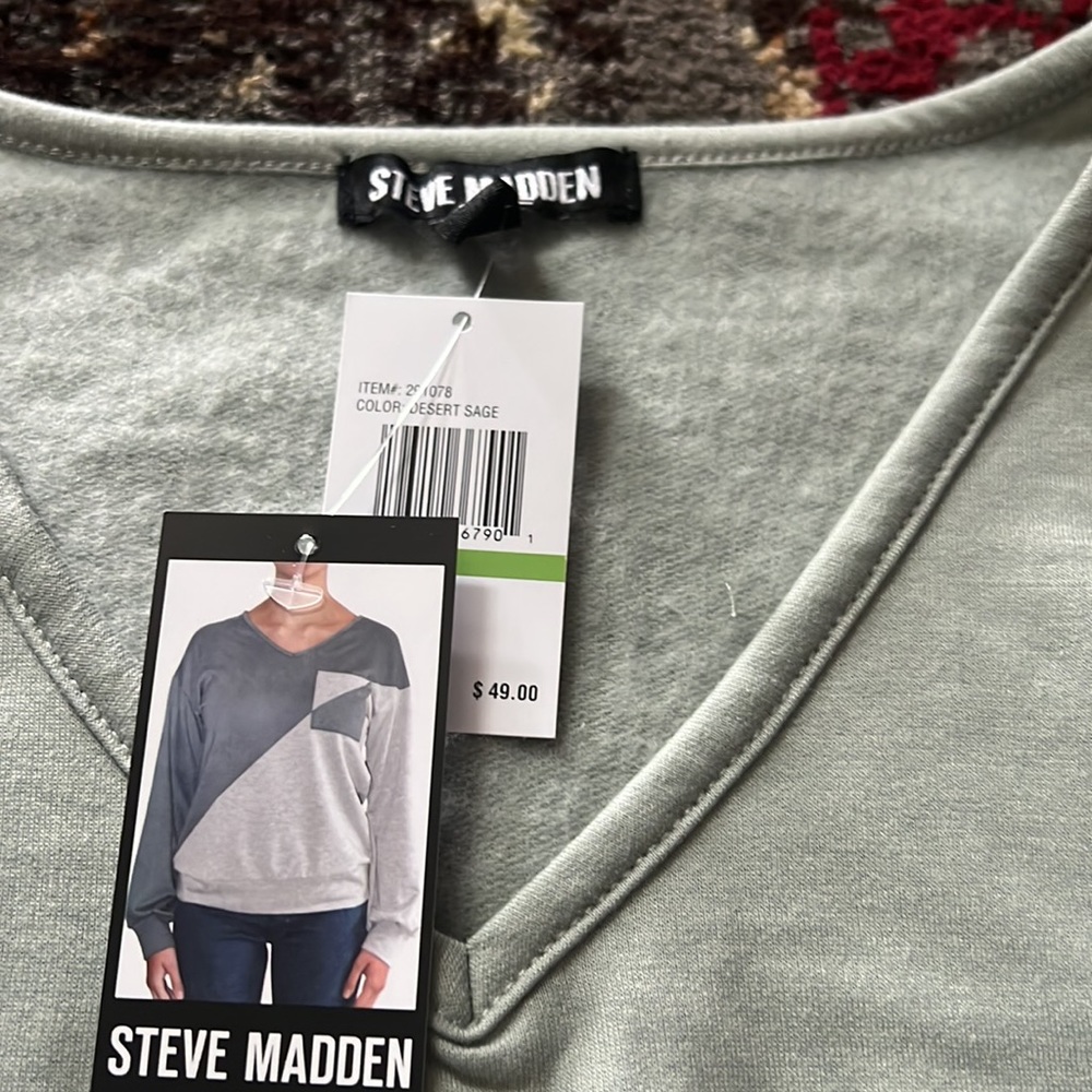 NWT Steve Madden Sweater - Picture 3 of 5